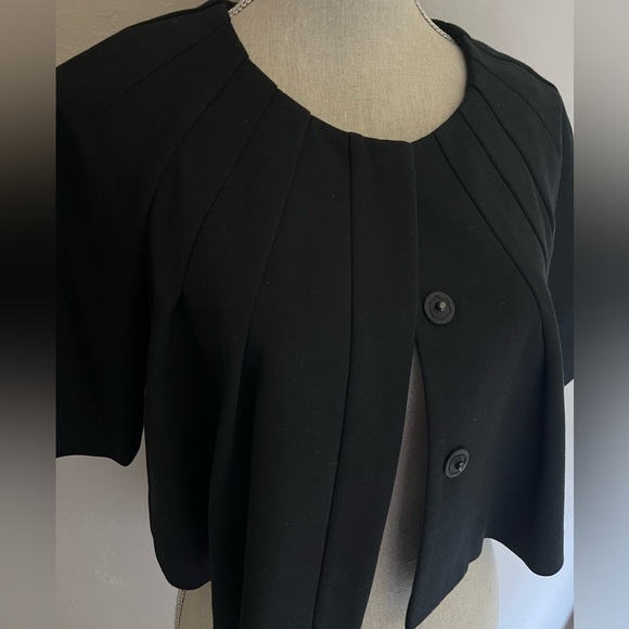 Theory Cape Size S - Picture 1 of 3